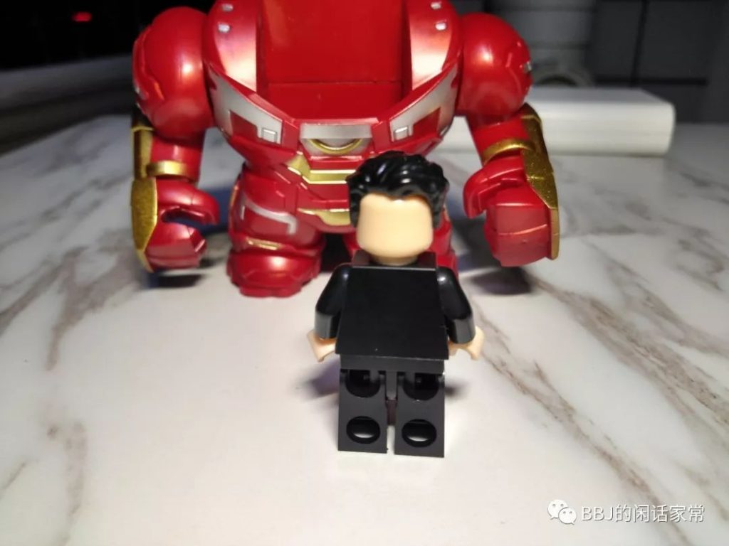 Review DECOOL 10316 Iron Man Anti-Hulk Mecha Armor, Stark Figure Figure Super Heroes